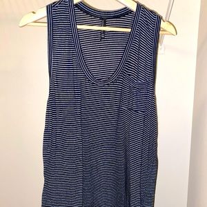 Sleep shirt/ nightgown